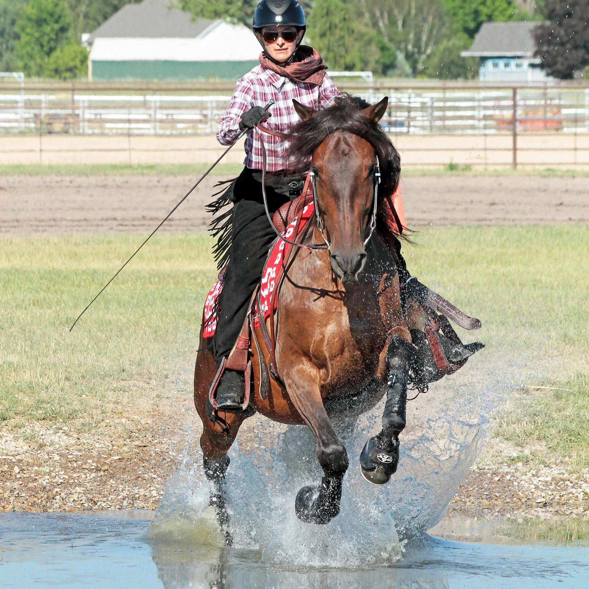 Erica Peet in WE Water Obstacle